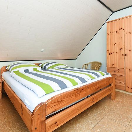Ferienwohnungen Im Haus Flinthoern Нойхарлингерзиль Экстерьер фото
