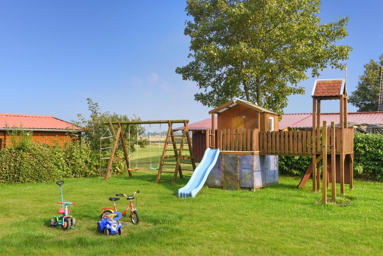 Ferienwohnungen Im Haus Flinthoern Нойхарлингерзиль Экстерьер фото